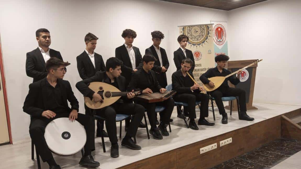 Merkez Karatay Anadolu İmam Hatip Lisesi Dini Musiki Konseri Verdi